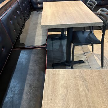 Pieology Pizzeria - Worn out seats - Pizza Near Me - Clovis, California Pieology Pizzeria - Worn out seats - Pizza Near Me - Clovis, California