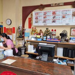 New Char Siu House - Order counter