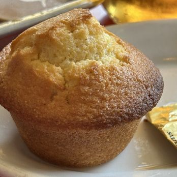 Hard Knox Cafe - warm corn muffin - Soul Food Near Me - San Francisco, California Hard Knox Cafe - warm corn muffin - Soul Food Near Me - San Francisco, California