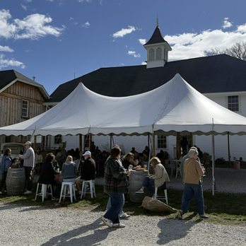 Gooseneck Vineyards - Tent outside - Wineries Near Me - North Kingstown, Rhode Island