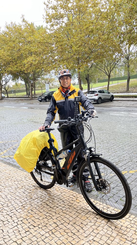 Vieguini - Bikes Scooters Rental Porto