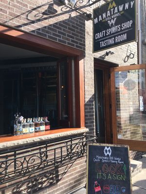 Manatawny Still Works East Passyunk Tasting Room by null