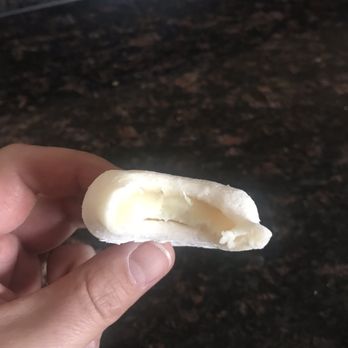 J Sweets - Peach yogurt. IG: betweencupcakes - Desserts Near Me - Arlington Heights, Illinois