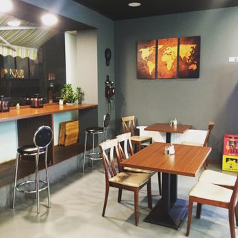 Dö Pi Sa - Unser Gastraum !!

Wir haben uns Mühe gegeben euch eine schöne Atmosphäre zu bieten 

Das DöPiSa Team - Burgers Near Me - Berlin, BE