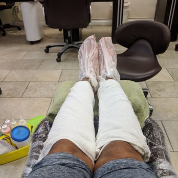 Lisa Nails - Deluxe pedicure (Paraffin wax on the feet with hot towels on my legs) Bliss! - Nail Salons Near Me - Fremont, California Lisa Nails - Deluxe pedicure (Paraffin wax on the feet with hot towels on my legs) Bliss! - Nail Salons Near Me - Fremont, California