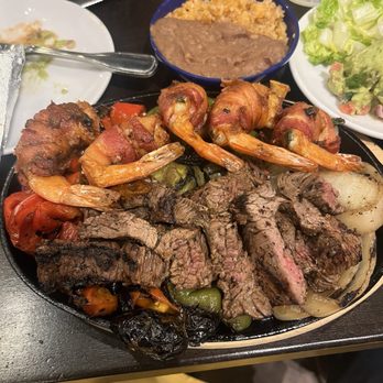 Tiho's Tequila Bar & Restaurant - Very tender steak fajitas - Latin American Near Me - Windsor, Colorado Tiho's Tequila Bar & Restaurant - Very tender steak fajitas - Latin American Near Me - Windsor, Colorado