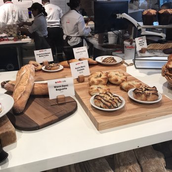Nutella Cafe - Desserts Near Me - Chicago, Illinois Nutella Cafe - Desserts Near Me - Chicago, Illinois