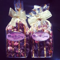 Amazing wedding favors, everyone in Fr had smthg gd 2 say!Thank you Pops Corn 4 making my sisters wedding a little more special Amazing wedding favors, everyone in Fr had smthg gd 2 say!Thank you Pops Corn 4 making my sisters wedding a little more special