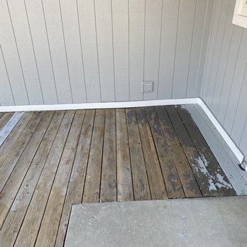 Carson City Snow Removal - Wooden deck awaiting restoration - Snow Removal Near Me Carson City Snow Removal - Wooden deck awaiting restoration - Snow Removal Near Me