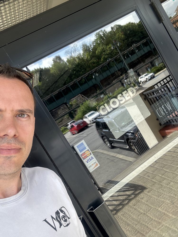 MEN’S ROOM BARBER CREW Updated September 2024 15 Reviews 35 Main