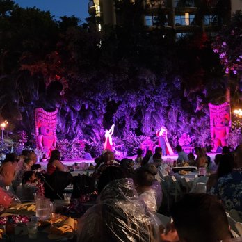 Waikiki Starlight Luau - Performing Arts Near Me - Honolulu, Hawaii Waikiki Starlight Luau - Performing Arts Near Me - Honolulu, Hawaii