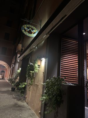 Trattoria Battibecco by null