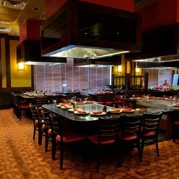 Ichibon - Hibachi tables, not busy at all during lunch - Japanese Near Me - Houston, Texas