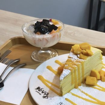 Mango Mango Dessert - S5. Mango Mille Cake A20. Mixed Fresh Fruit with Sago and Jelly - Desserts Near Me - Denver, Colorado