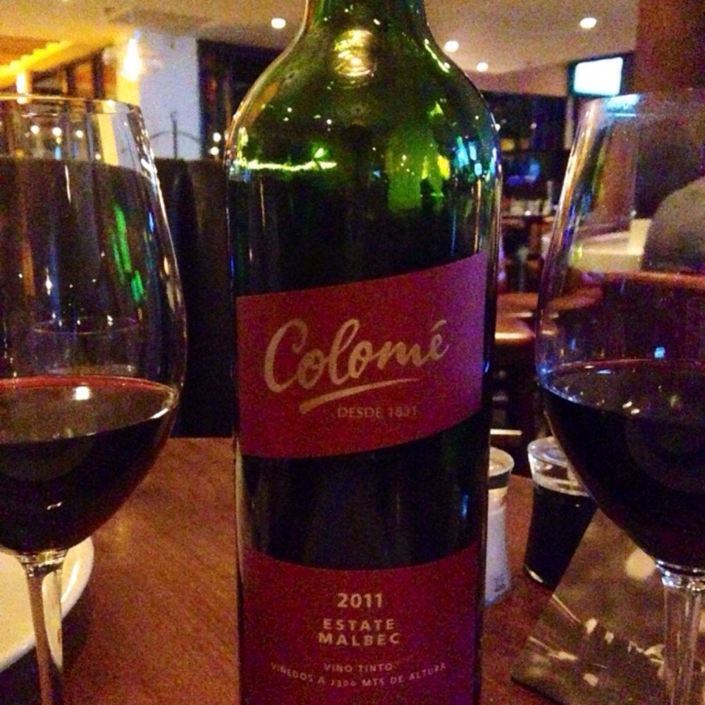 Earls Kitchen + Bar - Wonderful steak dinner with wine - Canadian (New) Near Me - Vancouver, British Columbia Earls Kitchen + Bar - Wonderful steak dinner with wine - Canadian (New) Near Me - Vancouver, British Columbia