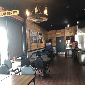 Dickey's Barbecue Pit - Castle Rock - Inside - Barbeque Near Me - Castle Rock, Colorado