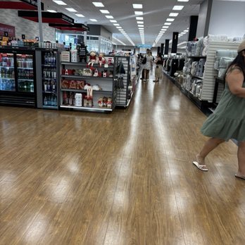 Winners - Department Stores Near Me - Burnaby, British Columbia