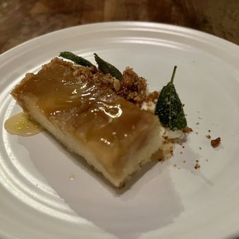 Mama - Apple Upside-Down Cake - Italian Near Me - Oakland, California Mama - Apple Upside-Down Cake - Italian Near Me - Oakland, California