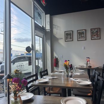 Italia Station Cafe - Ambiance - Sandwiches Near Me - Pompano Beach, Florida Italia Station Cafe - Ambiance - Sandwiches Near Me - Pompano Beach, Florida