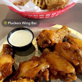 Pluckers Wing Bar - 10 piece bone-in combo- manganero and spicy lemon pepper, waffle fries with spicy ranch seasoning - Chicken Wings Near Me - Killeen, Texas
