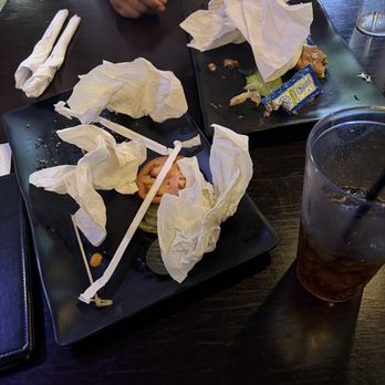 Burgers 2 Beer - Bars Near Me - Solon, Ohio