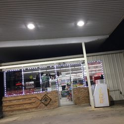 Tri-Star Retails Inc On The Go No 2 - Side of store from the gas pump
