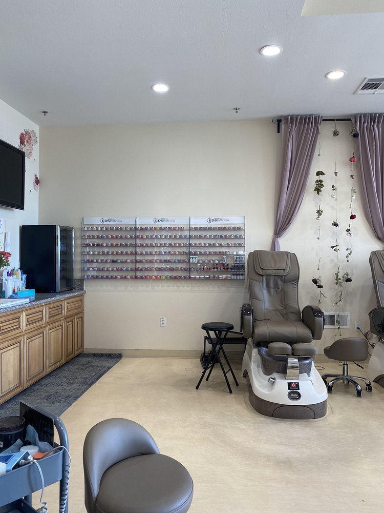 Organic Nail Spa