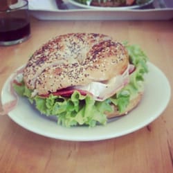 La Papilloterie - Bagel jambon cru chèvre, une tuerie!!