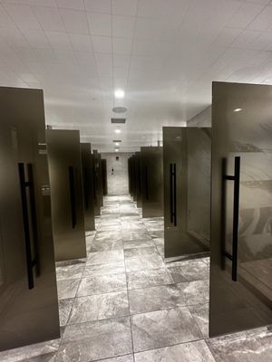 Equinox Anthem Row by null