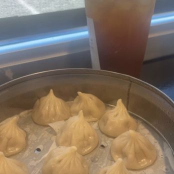 Rakar Dumpling House - Mango green tea! Pork soup dumplings - Cantonese Near Me - Leawood, Kansas Rakar Dumpling House - Mango green tea! Pork soup dumplings - Cantonese Near Me - Leawood, Kansas
