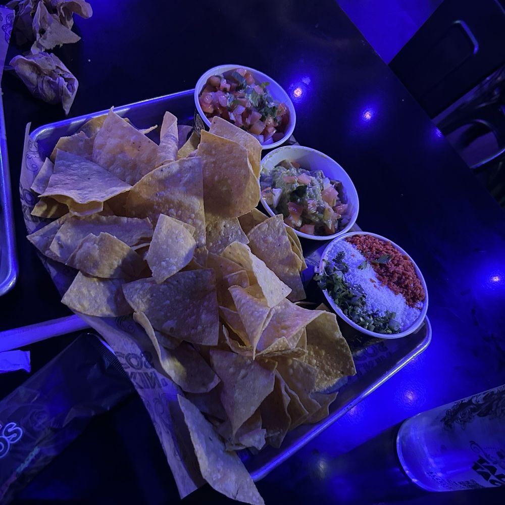 Talkin' Tacos Buckhead - App Trio - Mexican Near Me - Atlanta, Georgia Talkin' Tacos Buckhead - App Trio - Mexican Near Me - Atlanta, Georgia