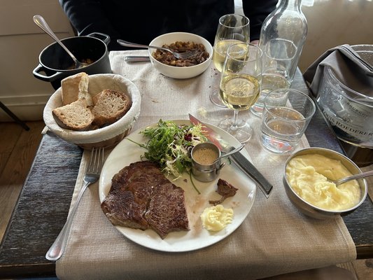 Le CasseNoix by null