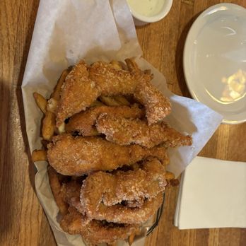The Kettle - Panko Chicken Tenders (7) - Diners Near Me - Manhattan Beach, California