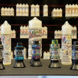 Red Star Vapor & Smoke