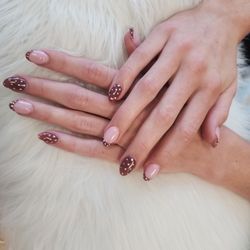 Cali Nails - In salon nails Cali nails