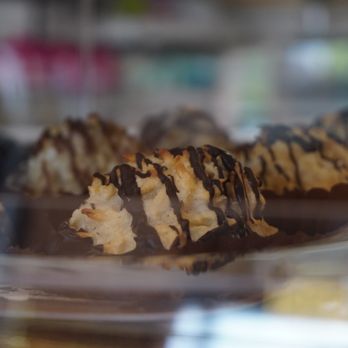 Lorellie's - Macaroons - Candy Stores Near Me - Overland Park, Kansas Lorellie's - Macaroons - Candy Stores Near Me - Overland Park, Kansas