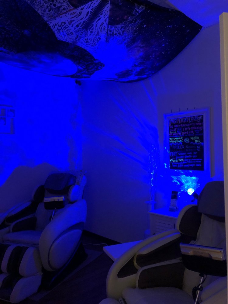 569 E GAY ST Updated May 2024 27 Photos & 23 Reviews 569 E Gay St