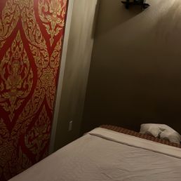 Clean and calming ambience Clean and calming ambience