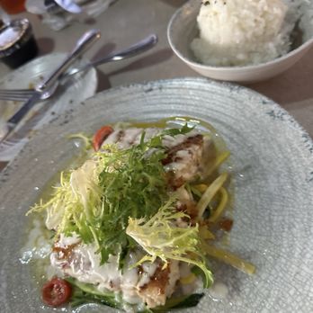 Longboards - Mahi Mahi special - Bars Near Me - Kapolei, Hawaii