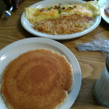 Pancake Shop - Breakfast & Brunch Near Me - Memphis, Tennessee Pancake Shop - Breakfast & Brunch Near Me - Memphis, Tennessee