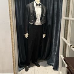 Liberace Mansion - Liberace costume