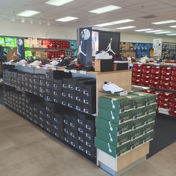 Rack Room Shoes - Shoe Stores Near Me - Marietta, Georgia Rack Room Shoes - Shoe Stores Near Me - Marietta, Georgia