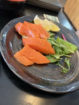 Sushi Kura by null