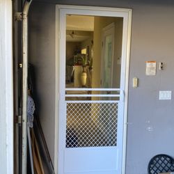 All Star Screens - Custom swinging screen door