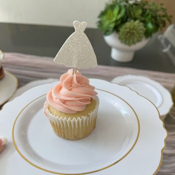 The Baking Fool - Custom Cakes Near Me - Garden Grove, California