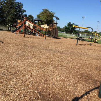 Cinnaminson Township Memorial Park - Nice playground for kids - Playgrounds Near Me - Riverton, New Jersey Cinnaminson Township Memorial Park - Nice playground for kids - Playgrounds Near Me - Riverton, New Jersey
