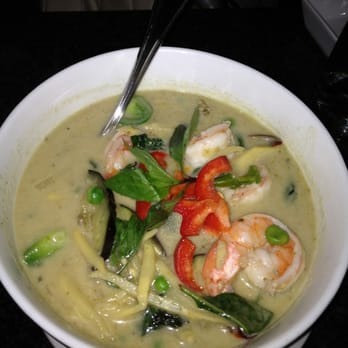 Talay Chicago - Shrimp green curry - Thai Near Me - Chicago, Illinois