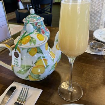 Bouchėe Confections - Seasonal mimosa and tea - Chocolatiers & Shops Near Me - Reno, Nevada