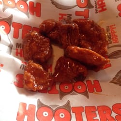 Hooters