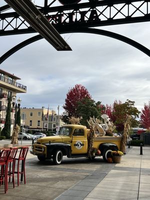 5th Street Public Market by null